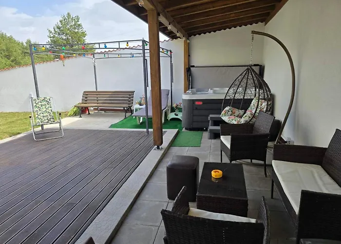 замък никола Feriehus *